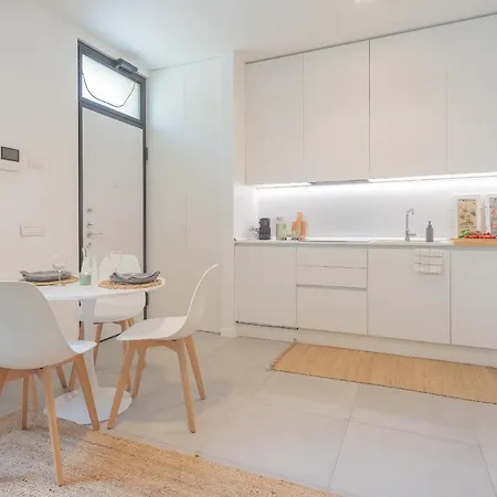 Ginepro & Salvia In By Rent * קומו